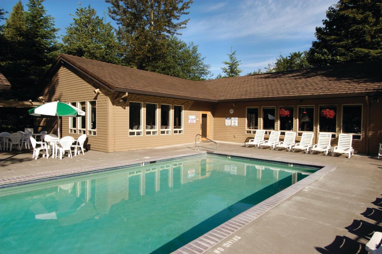 Whispering Woods Resort Welches Екстериор снимка