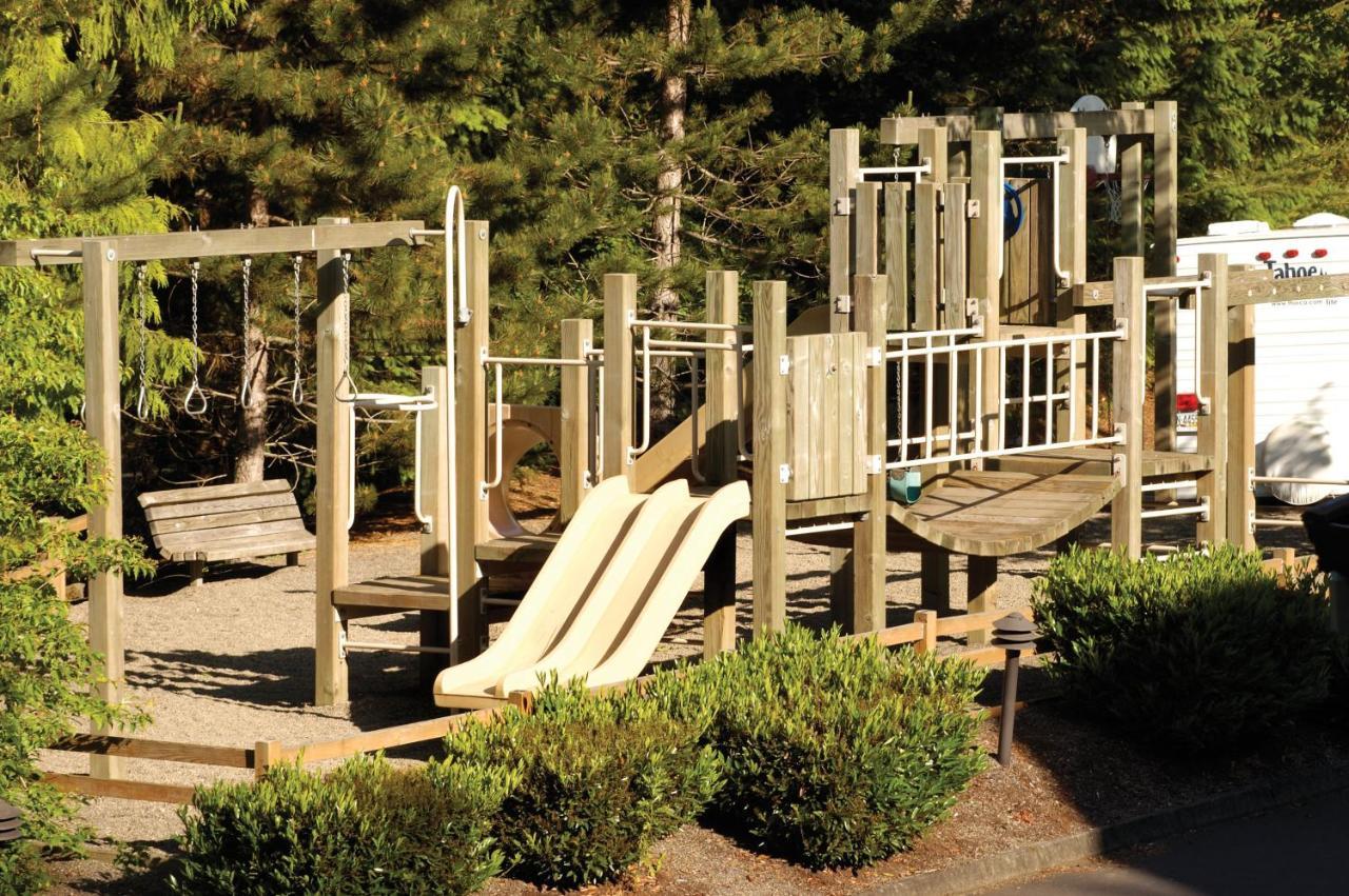 Whispering Woods Resort Welches Екстериор снимка