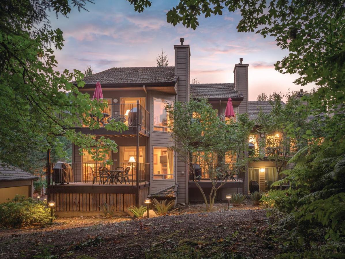 Whispering Woods Resort Welches Екстериор снимка