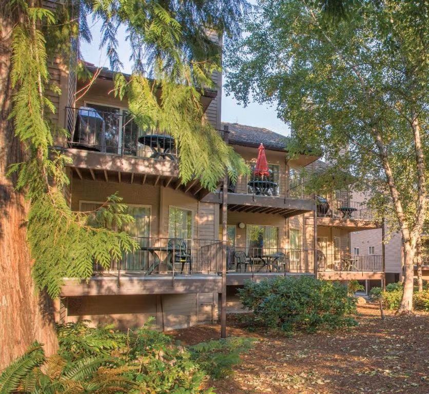 Whispering Woods Resort Welches Екстериор снимка