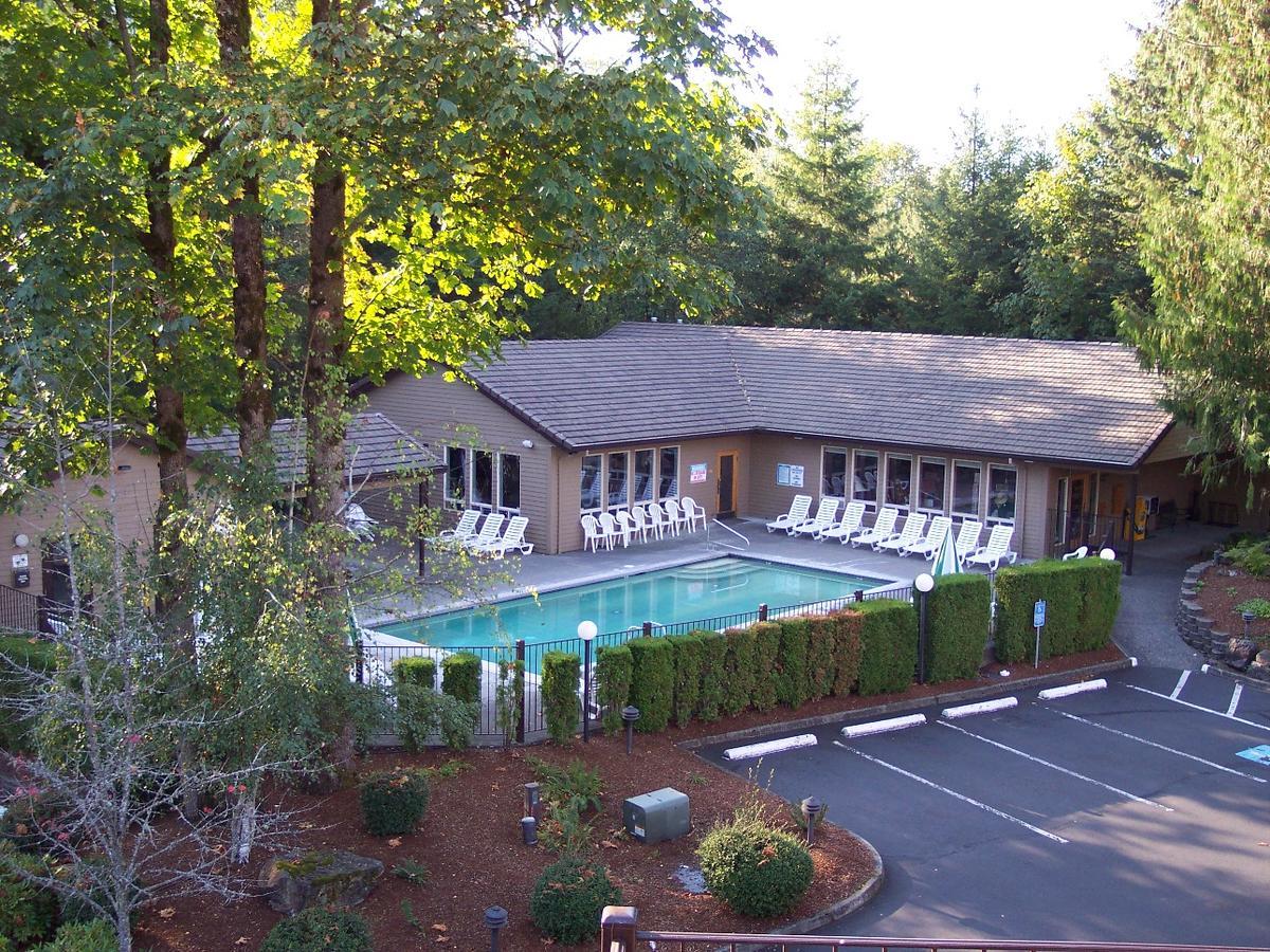 Whispering Woods Resort Welches Екстериор снимка