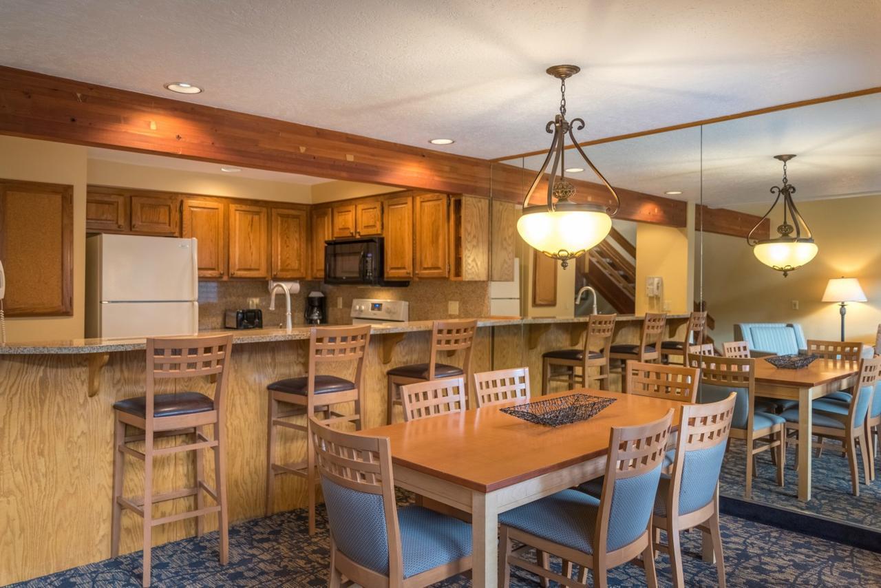 Whispering Woods Resort Welches Екстериор снимка